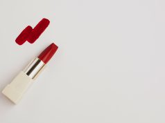 Cobain Tips Berikut Agar Lipstik Tahan Lama Sepanjang Hari