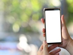 Hal yang Buat Kamu Berpikir Kembali Sebelum Membeli Handphone Tiruan