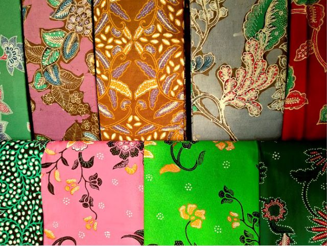 many-kind-colorful-indonesian-batik