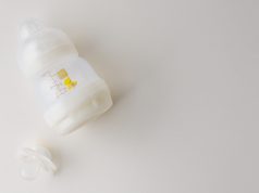 Jaga Botol Susu Bayi Tetap Steril Dengan Cara Ini