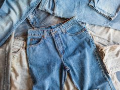 Cara Ampuh Agar Jeans Kesayangan Tetap Awet
