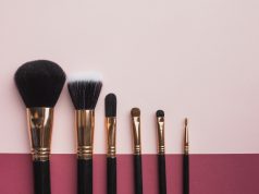 Yuk Bersihkan Kuas Makeup Kamu dengan Tips Ini!