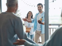 Tips Ambil Hati Calon Mertua yang Bisa Kamu Coba