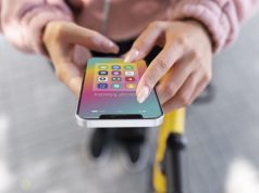 Cara Beli Voucher Google Play Di Klik Indomaret smartphone