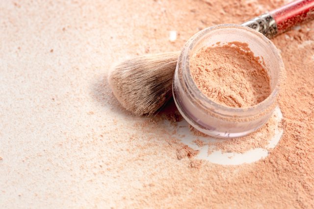 bedak tabur