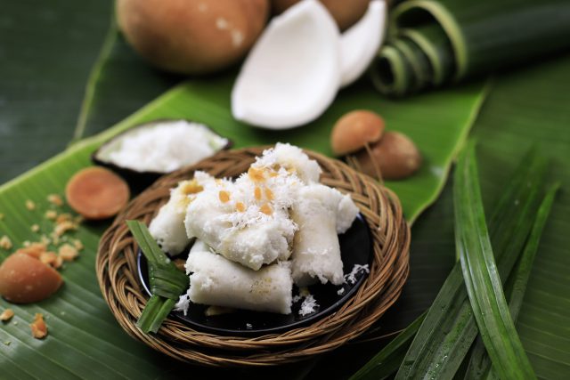 macam-macam jajanan tradisional macam-macam jajanan tradisional