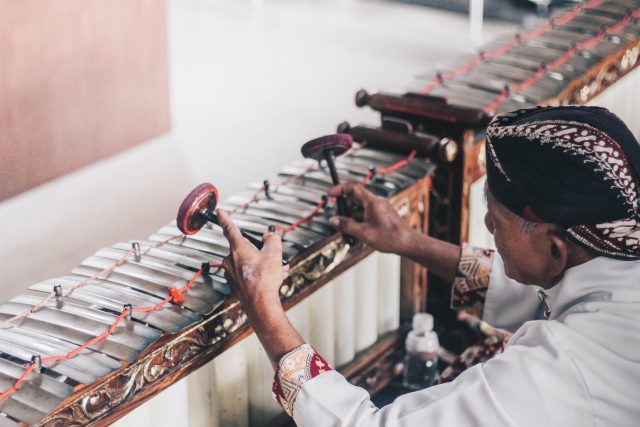 alat musik tradisional