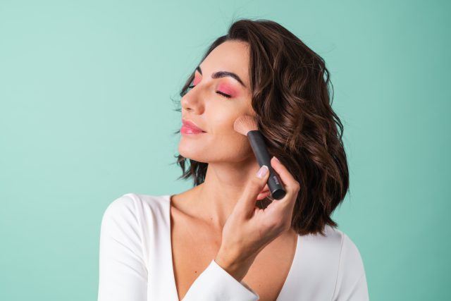 tips pakai blush on