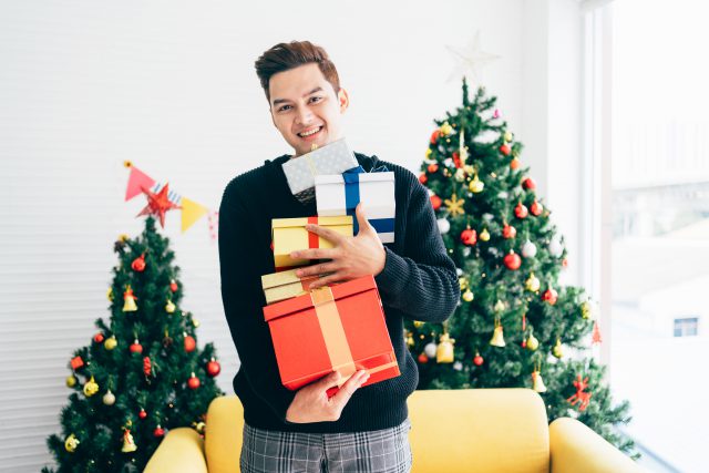 kado natal pria