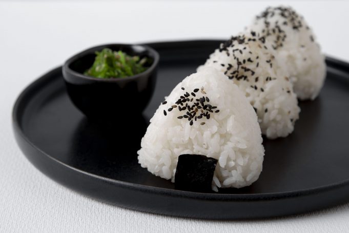 sushi dan onigiri