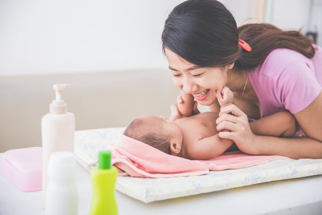 baby oil untuk bayi